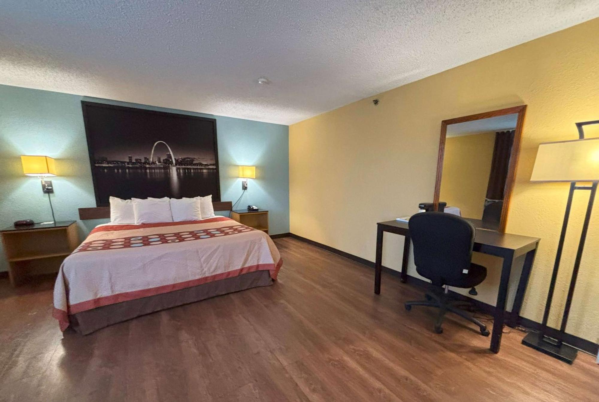 Super 8 By Wyndham O'Fallon Exterior photo