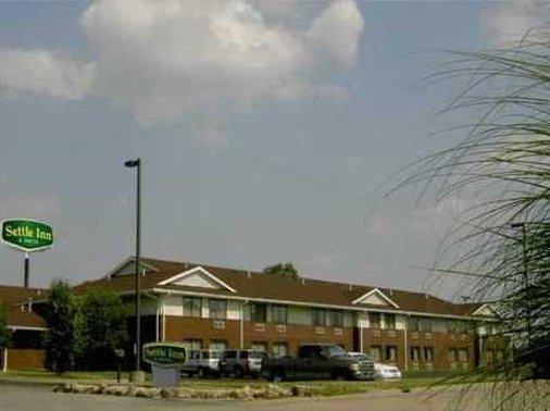 Super 8 By Wyndham O'Fallon Exterior photo
